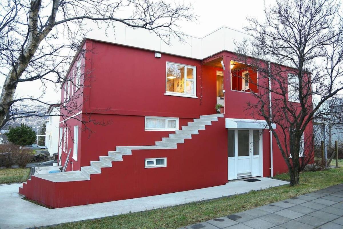 Ibuth Meth Gott Andrumsloft Akureyri Exterior photo